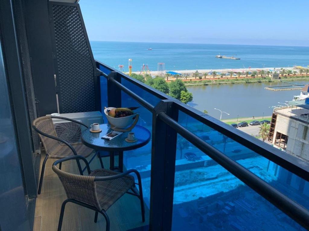 Orbi City Luxury Suit Batumi Exteriér fotografie