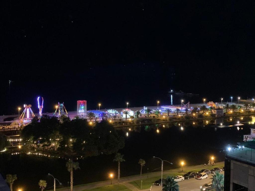 Orbi City Luxury Suit Batumi Exteriér fotografie
